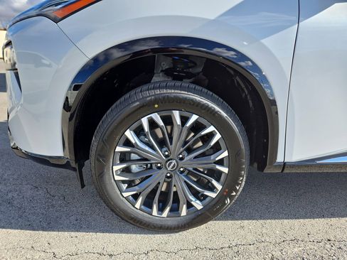 New 2026 Nissan Rogue Platinum w/ Tech Package image 36