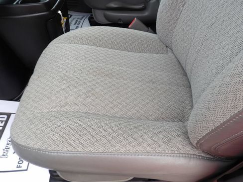 Used 2025 Chevrolet Express 3500 LS RWD image 18