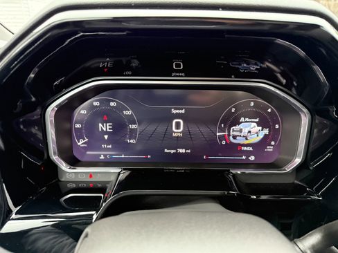 New 2026 GMC Sierra 3500 SLE image 23