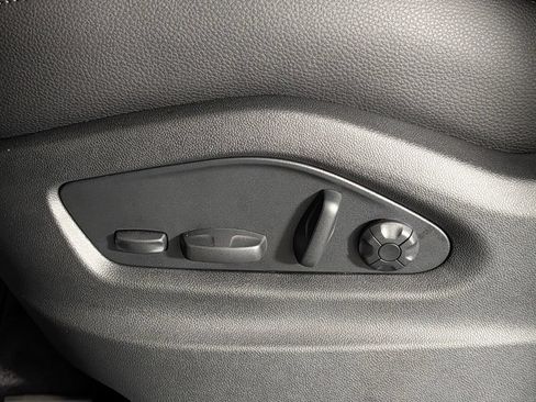 New 2026 Porsche Cayenne AWD/4WD image 29
