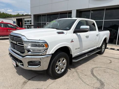 Used 2021 RAM 2500 Laramie AWD/4WD image 3