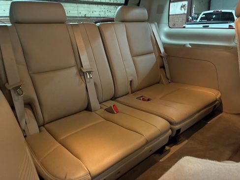 Used 2012 Chevrolet Tahoe LTZ AWD/4WD image 31