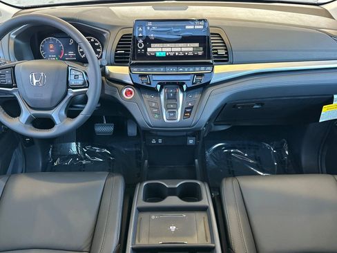 Certified 2026 Honda Odyssey EX-L image 15
