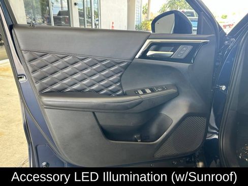 Used 2024 Mitsubishi Outlander SEL Black Edition FWD image 38