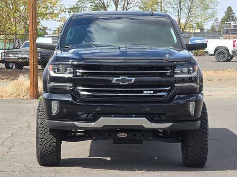 Used 2017 Chevrolet Silverado 1500 LTZ Z71 w/ LTZ Plus Package AWD/4WD image 10