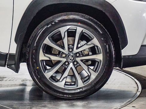 Certified 2023 Toyota Corolla Cross XLE w/ Convenience Package image 7