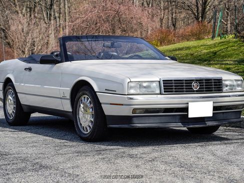 Used 1993 Cadillac Allante FWD image 10