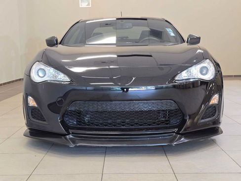 Used 2013 Scion FR-S RWD image 6