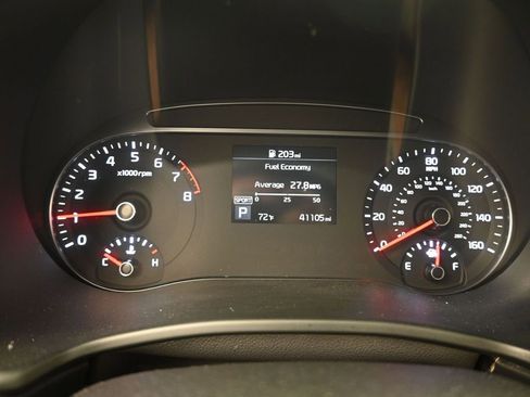 Used 2021 Kia Soul LX image 27