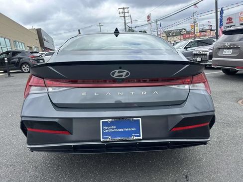 Used 2026 Hyundai Elantra SEL Sport Premium FWD image 5