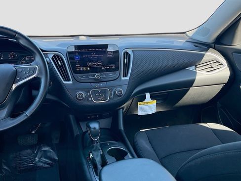 Used 2024 Chevrolet Malibu RS w/ LPO, Floor Liner Package FWD image 21
