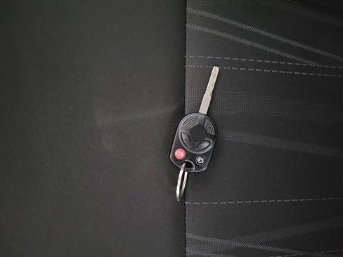 Used 2017 Ford Focus SEL FWD image 32