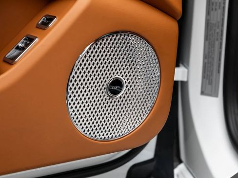 Used 2023 Bentley Flying Spur W12 image 30