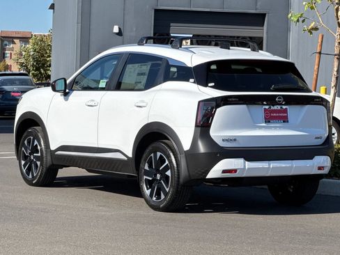 New 2026 Nissan Kicks SV w/ SV Premium Package AWD/4WD image 6