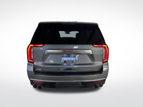 Certified 2022 GMC Yukon Denali image 4