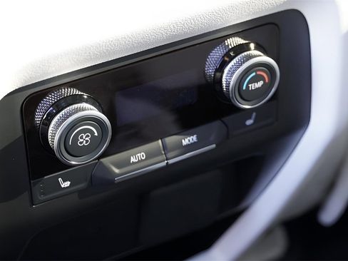 New 2026 Buick Enclave Avenir w/ Super Cruise Package image 29