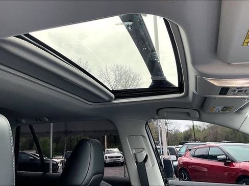 Used 2025 Toyota RAV4 Limited w/ Advanced Technology Package image 20