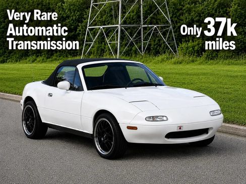Used 1990 MAZDA MX-5 Miata RWD image 1