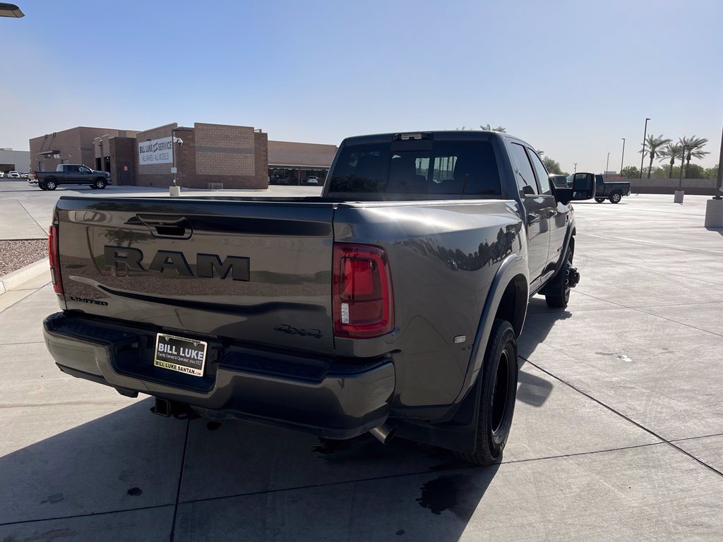 Used 2025 RAM 3500 Limited AWD/4WD image 10