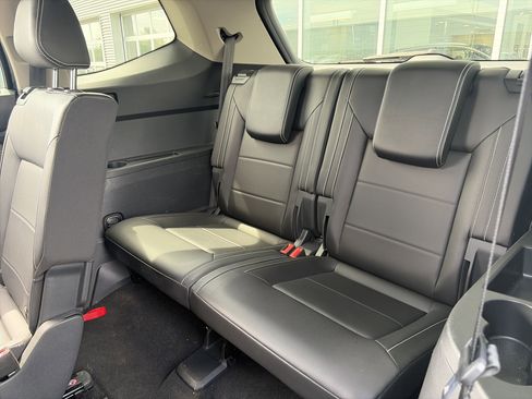 Used 2023 Volkswagen Atlas SE AWD/4WD image 36