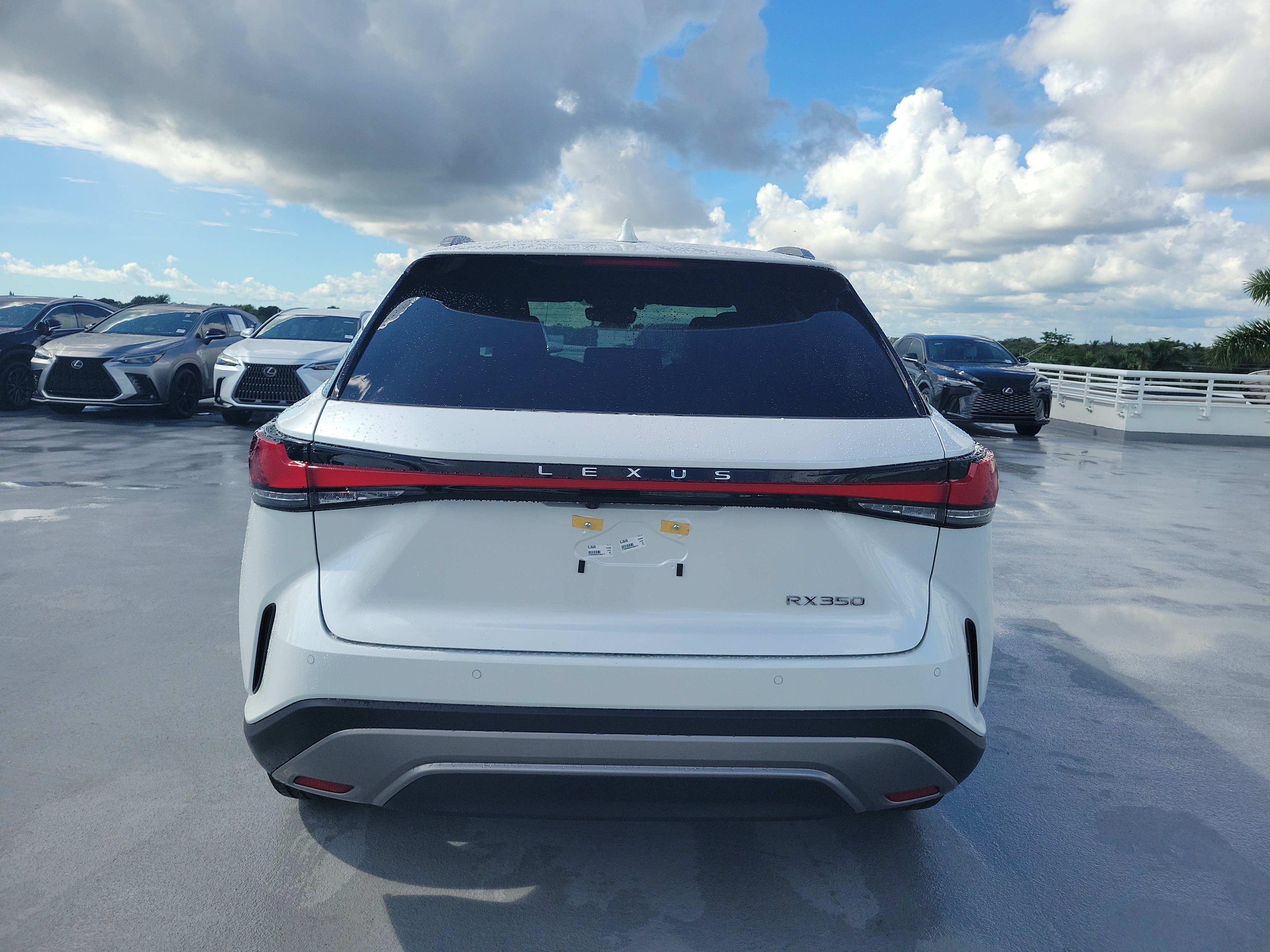 Used 2025 Lexus RX 350 F Sport FWD image 5