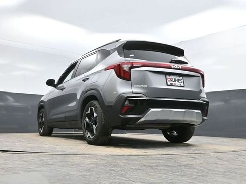 Used 2025 Kia Seltos S image 49