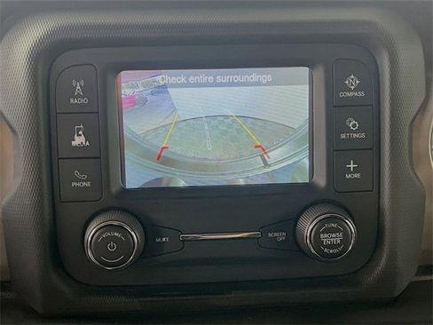 Used 2018 Jeep Wrangler Unlimited Sport S image 20