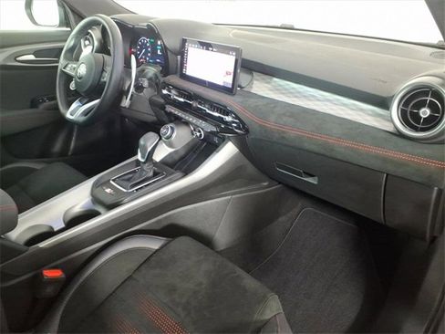 Used 2024 Alfa Romeo Tonale Veloce w/ Active Assist Package image 20