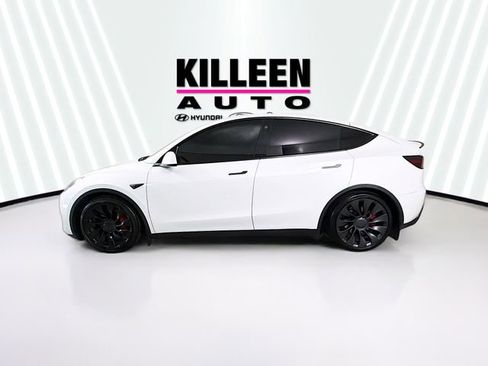 Used 2022 Tesla Model Y Performance image 4