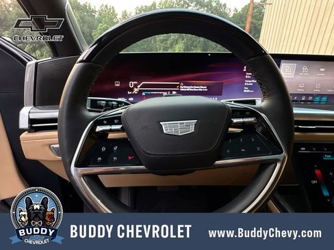 Used 2025 Cadillac Escalade IQ Sport 2 AWD/4WD image 16