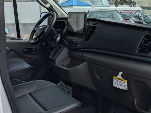 New 2026 Ford Transit 150 Low Roof RWD image 18