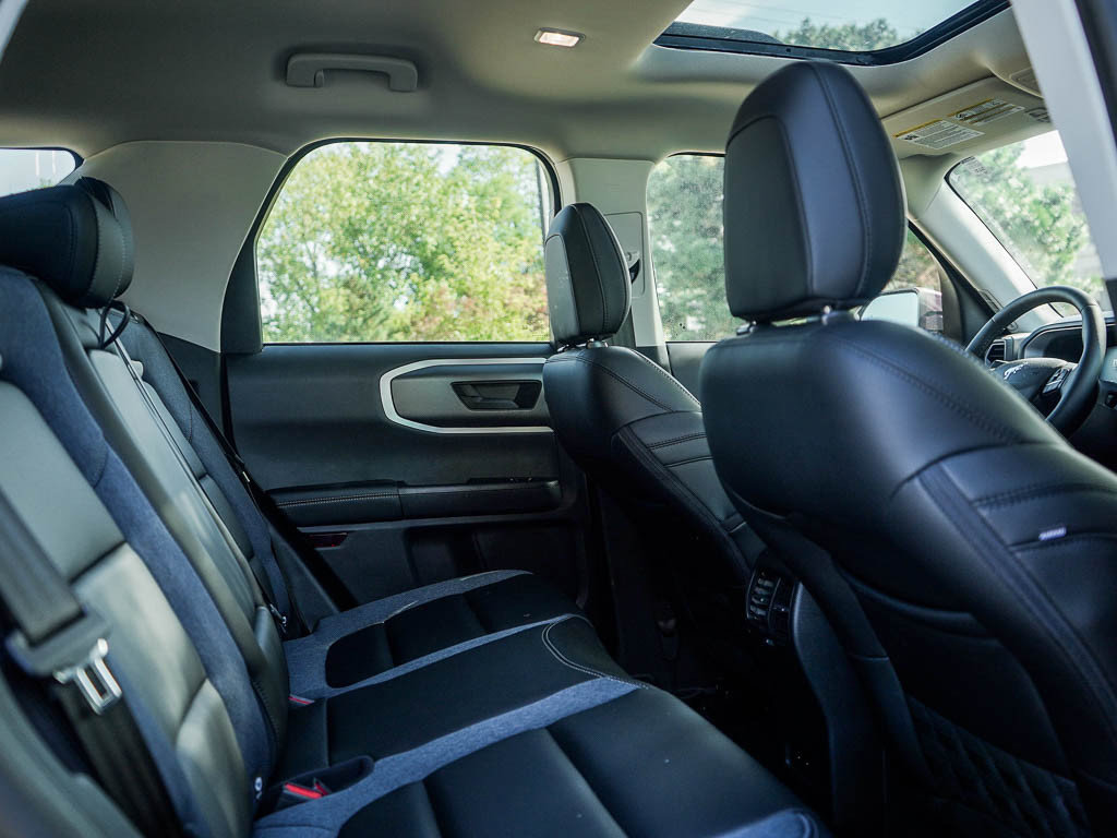 New 2026 Ford Bronco Sport Outer Banks w/ Outer Banks Tech Package+ AWD/4WD image 13
