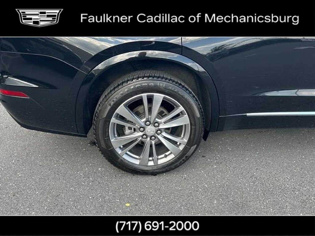 Used 2023 Cadillac XT6 Premium Luxury w/ LPO, Floor Liner Package AWD/4WD image 37