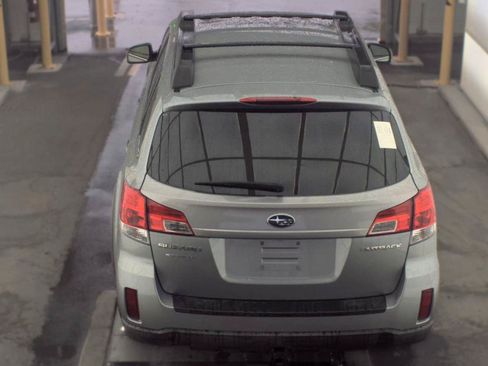 Used 2011 Subaru Outback 2.5i Premium AWD/4WD image 5