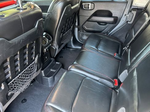 Used 2021 Jeep Wrangler Unlimited Rubicon image 11