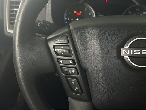 Used 2024 Nissan Frontier SV w/ Technology Package image 27