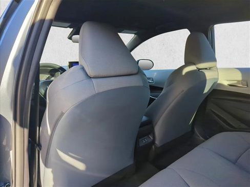 Certified 2025 Toyota Corolla SE image 18