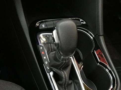 Used 2024 Buick Encore GX Preferred image 28