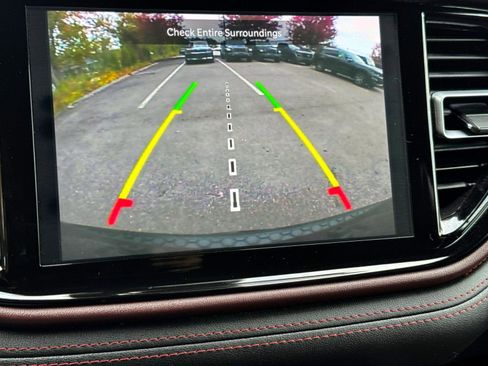 Used 2023 Dodge Durango Citadel image 24