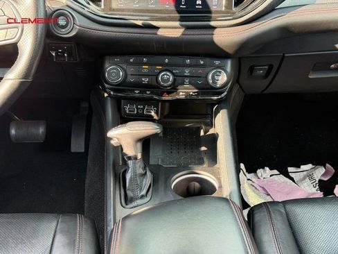 Used 2025 Dodge Durango R/T AWD/4WD image 17