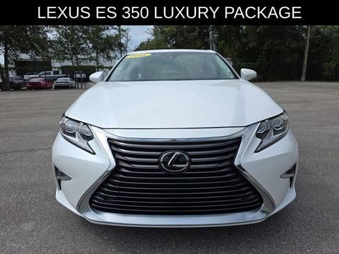 Used 2016 Lexus ES 350 w/ Luxury Package w/Wood Trim FWD image 8
