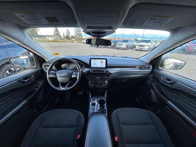 Used 2025 Ford Escape Active AWD/4WD image 12