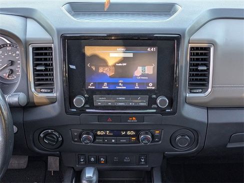 Used 2022 Nissan Frontier SV image 16