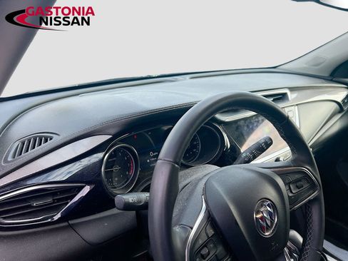 Used 2021 Buick Encore GX Preferred image 11