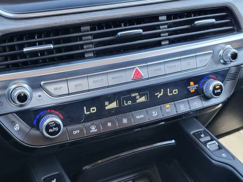 Used 2021 Kia Telluride EX image 17