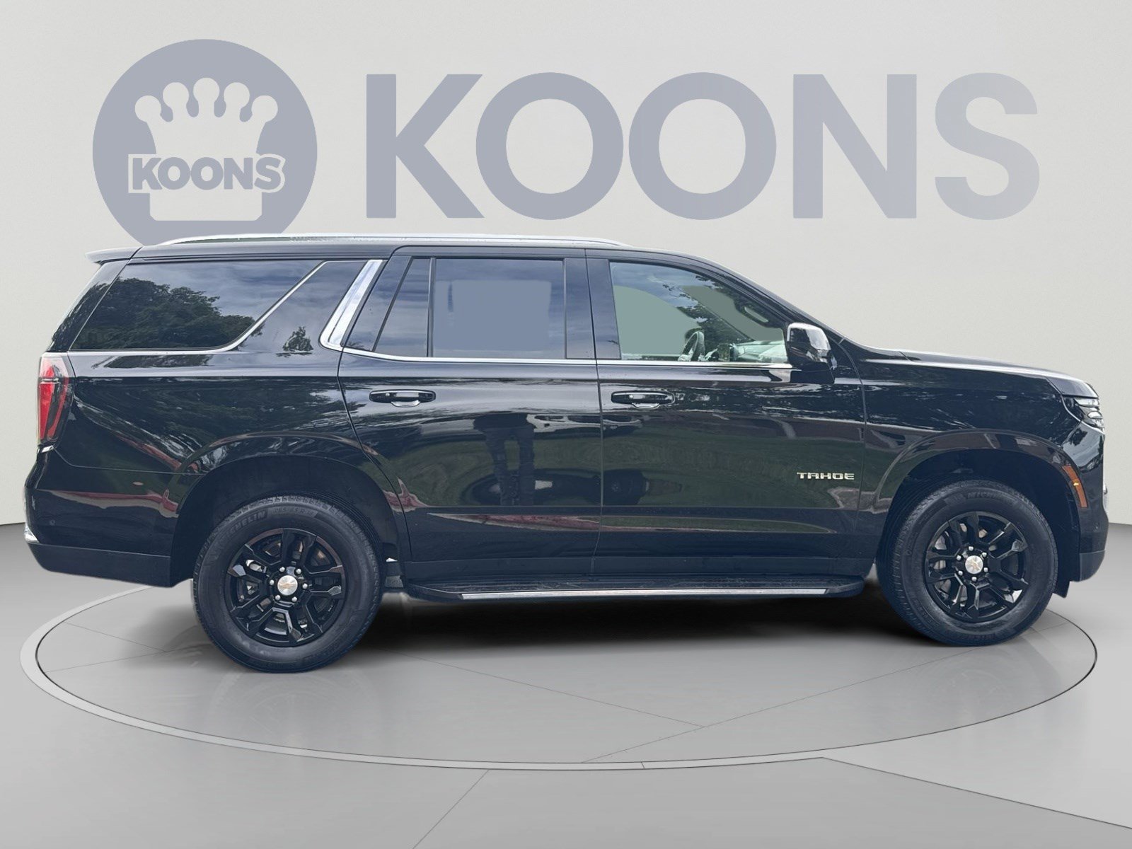 Used 2025 Chevrolet Tahoe LT AWD/4WD image 8