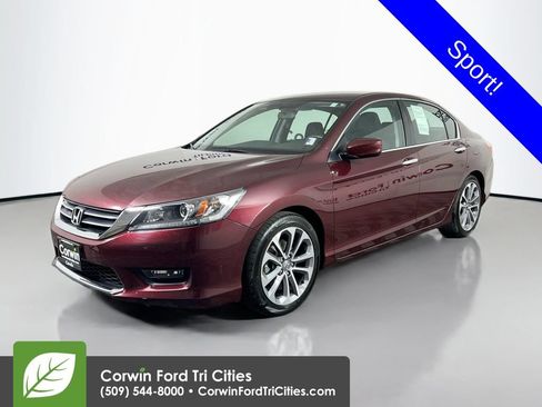 Used 2015 Honda Accord Sport image 5