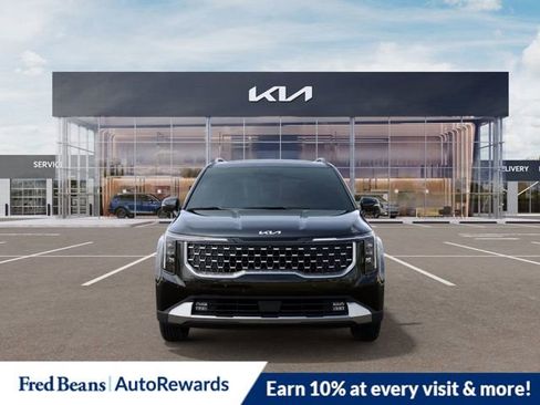 New 2025 Kia Carnival SX image 2