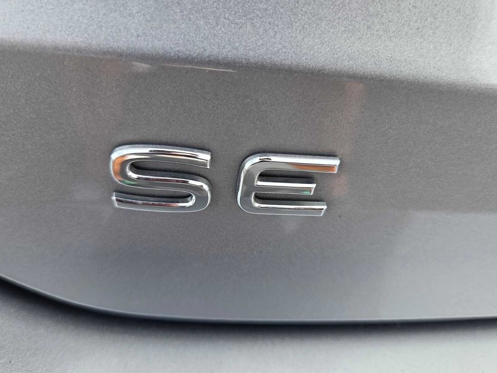 Used 2023 Volkswagen Taos SE FWD image 17