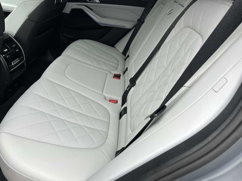 Used 2025 BMW X5 xDrive50e w/ M Sport Package image 22